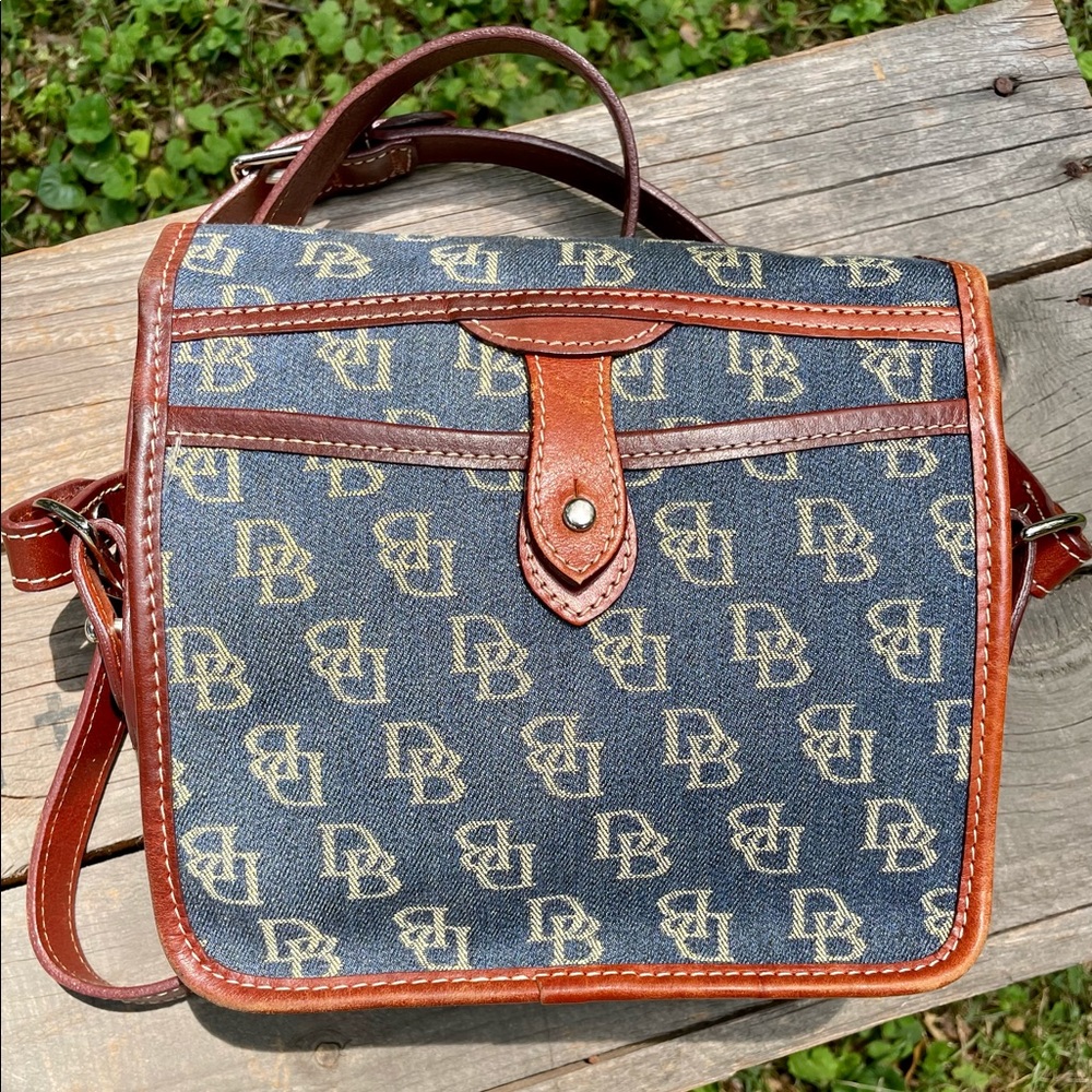 Vintage Dooney and Bourke Purse